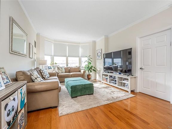 4th image of 300 Mamaroneck Ave APT 627