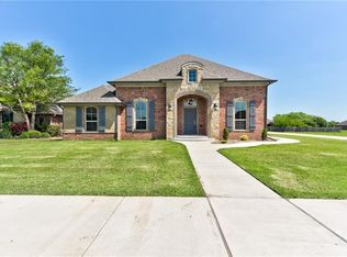 509 Kings Ct, Tuttle, OK 73089