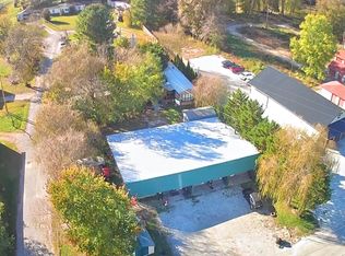 Stanley St, Oneida, TN 37841