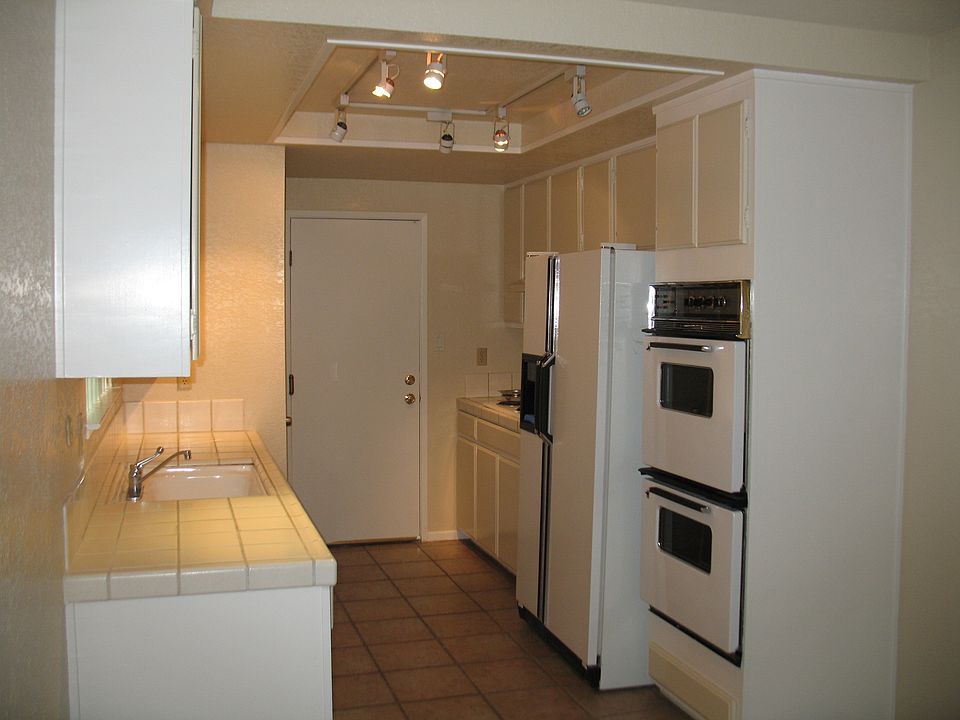 2nd image of 9504 Flintridge Way