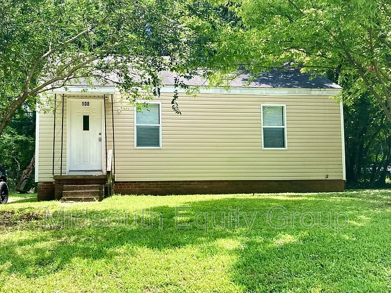 108 Muse St — Photo 1