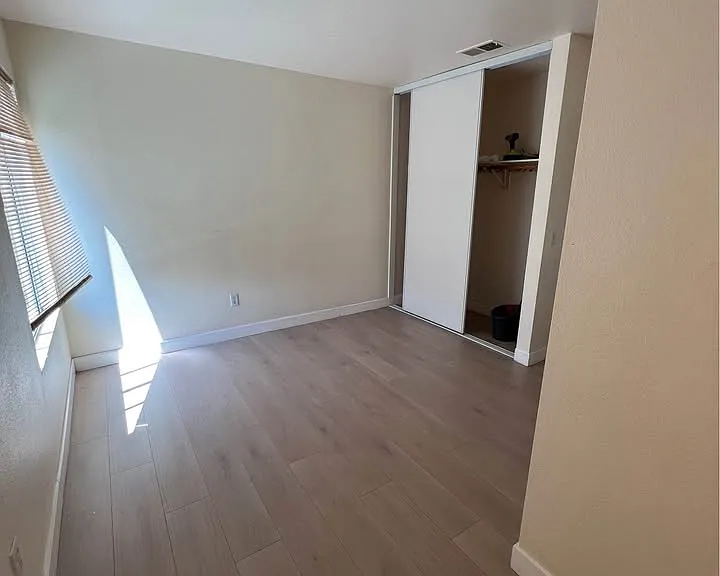 37727 Harvey St #4 — Photo 8