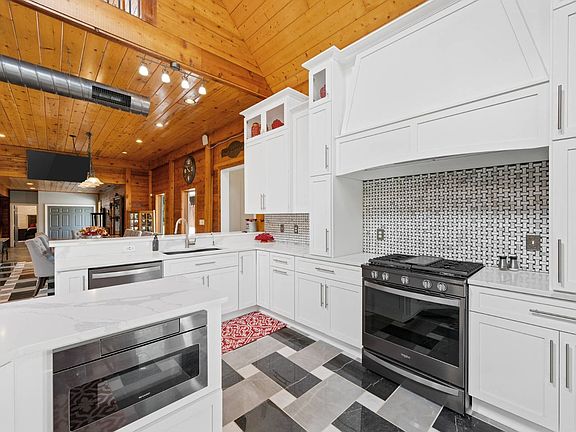 24th image of 5063 McClintocksburg Rd
