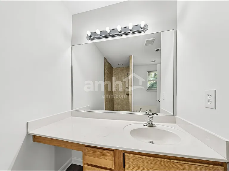 7026 Church Wood Ln — Photo 11