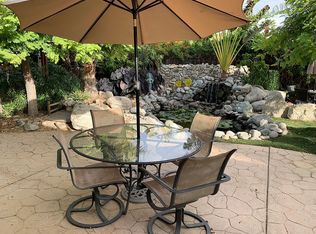 1074 E San Lucas Rd, Palm Springs, CA 92264