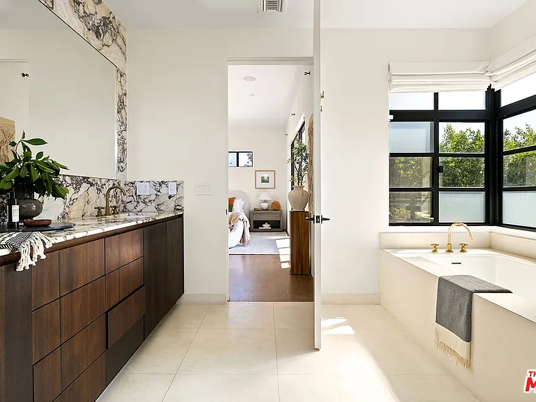 8732 Rangely Ave — Photo 15