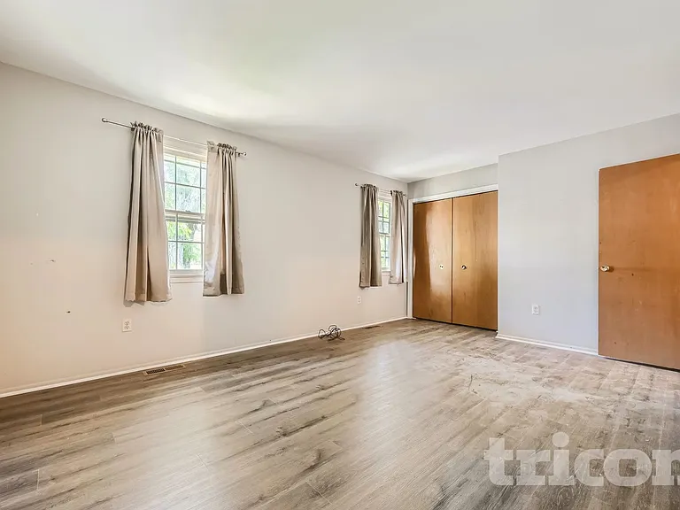 1103 Riverboat Ct — Photo 11