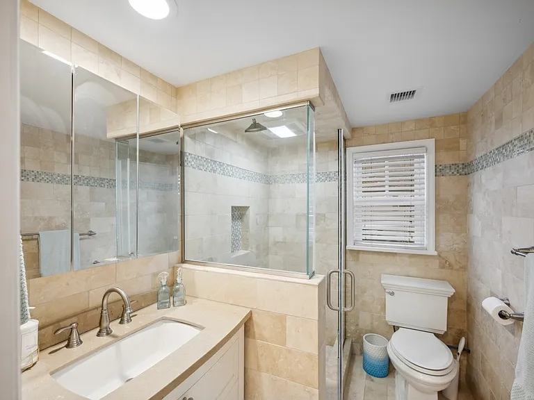100 Deforest Rd #208 — Photo 9