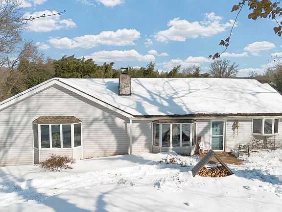 2nd image of 1211 Old Schuylkill Rd