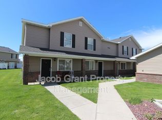 484 Raven Way APT B, Chubbuck, ID 83202