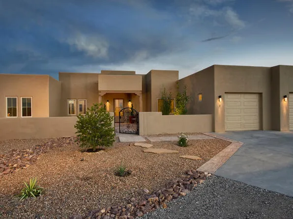 79 Tierra Madre Rd, Placitas, NM 87043