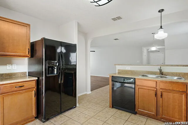 25252 Cambridge Wl — Photo 11