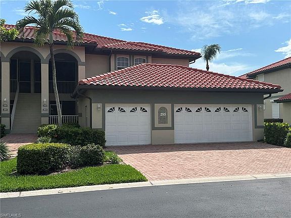 3rd image of 285 Waterside Cir #2-102