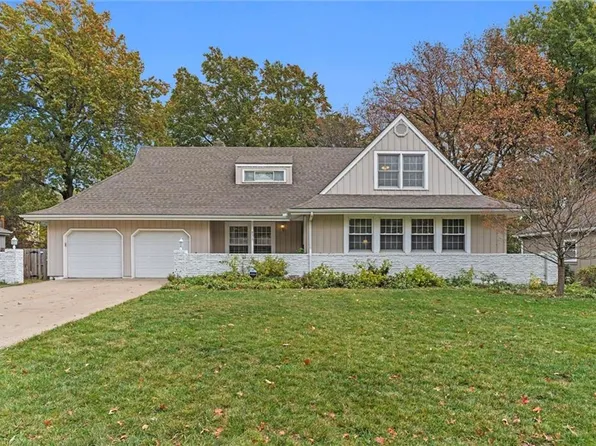 9315 Woodson Dr, Overland Park, KS 66207