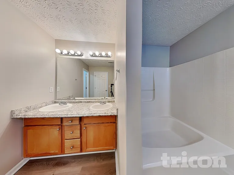 3886 Ligney Creek Ct — Photo 9