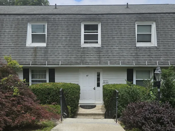 47 Armand Drive APT 5, Waterbury, CT 06708