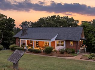 701 S Crest Rd, Chattanooga, TN 37404