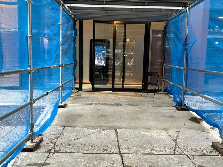 400 King St W #1801 — Photo 18