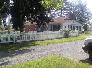 21444 Evergreen Mills Rd, Leesburg, VA 20175