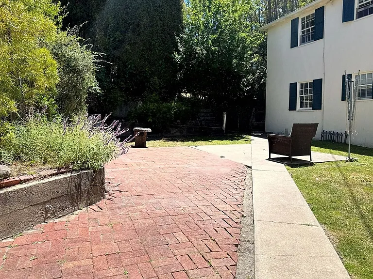1743 Spruce St — Photo 31