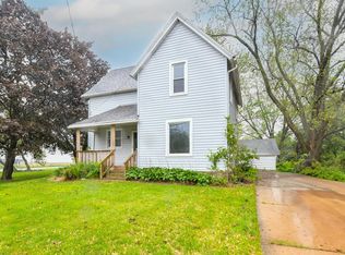 126 E School St, Sharon, WI 53585
