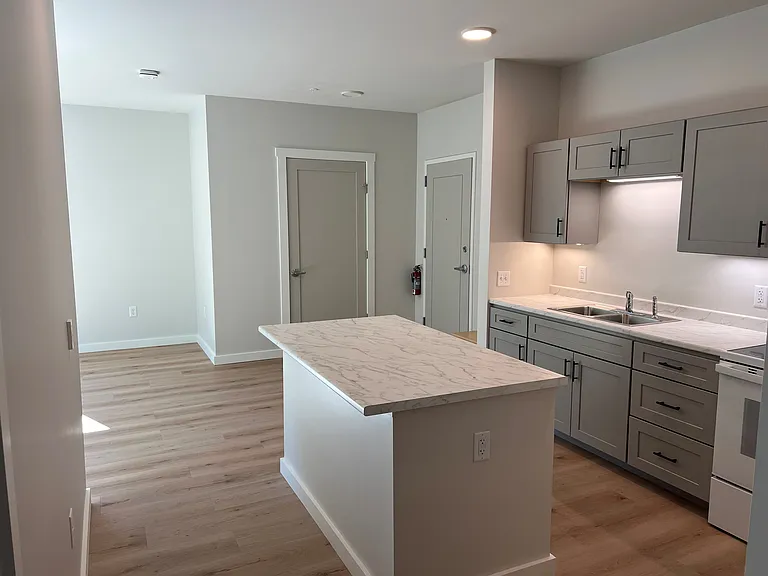Fox Run Apartments — Photo 26