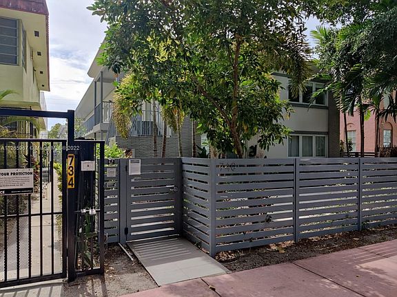 4th image of 740 Meridian Ave APT 15