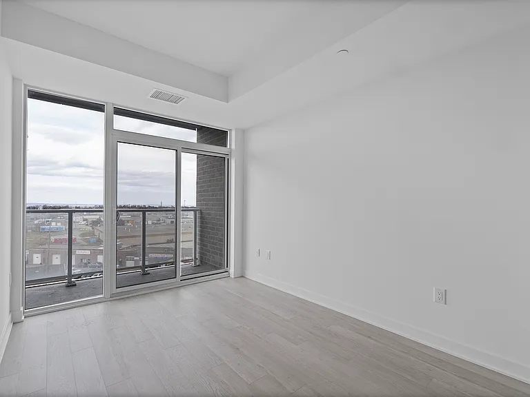 2782 Barton St E #608 — Photo 17