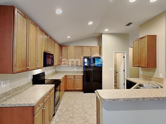 3rd image of 1004 Otter Creek Dr
