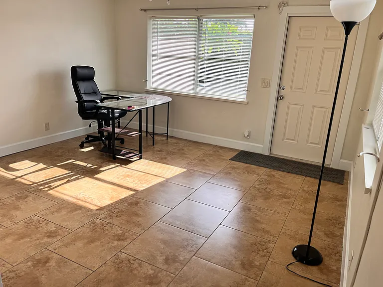 2656 Mangrove St — Photo 13