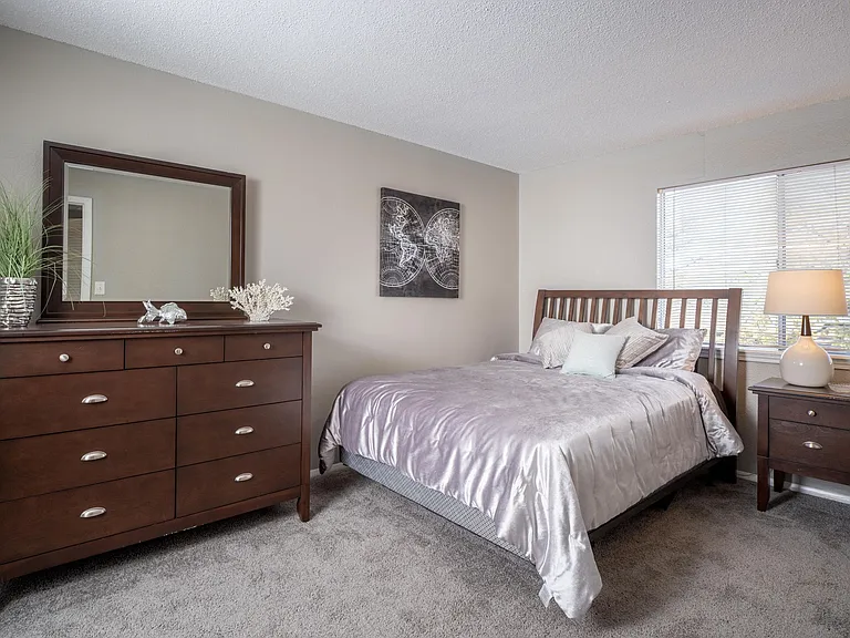 Timberline Apartments and Townhomes — Photo 12