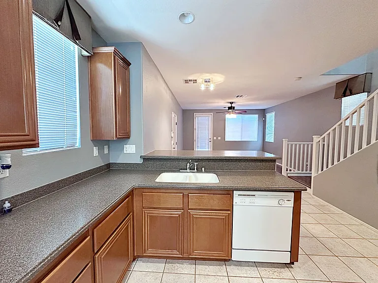 5241 Pendergrass St — Photo 7