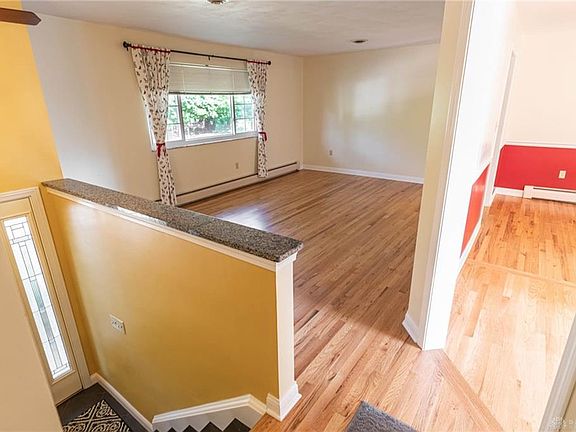 2nd image of 6424 Caruso Ct