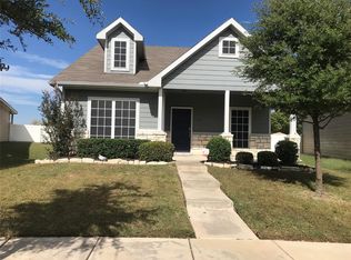 11032 Dillon St, Fort Worth, TX 76179