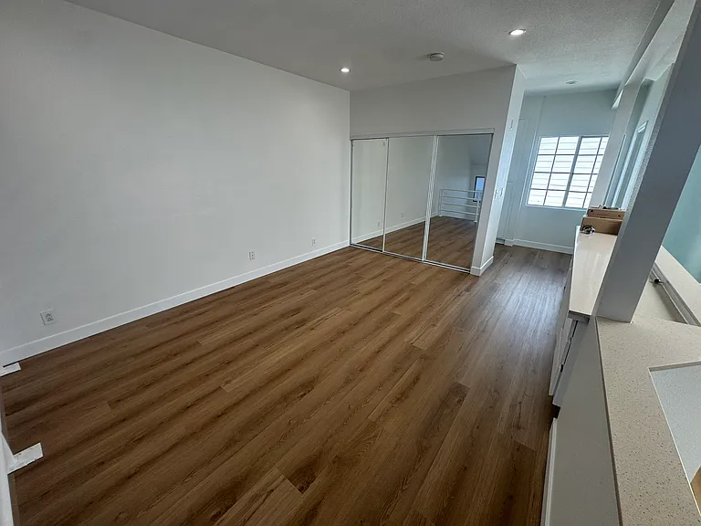 13331 Moorpark St #336 — Photo 10