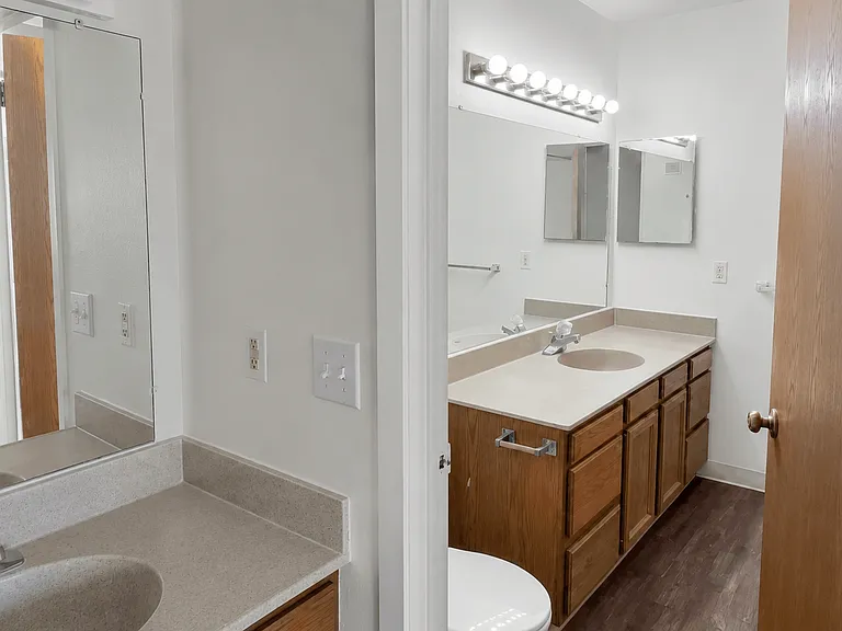 Candlewyck Apartments — Photo 51