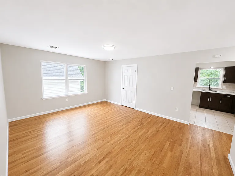 857 S 14th St #3 — Photo 8