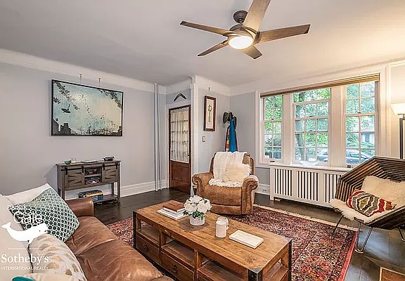 5th image of 42 Slocum Cres