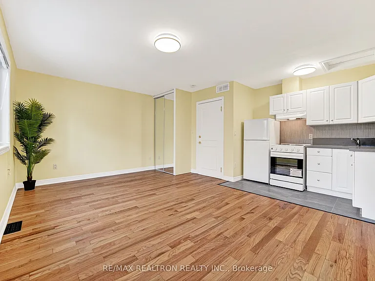 454 Donlands Ave #A3 — Photo 16