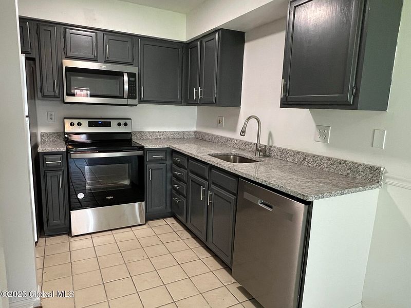 3rd image of 45 Rapp Road APT 16