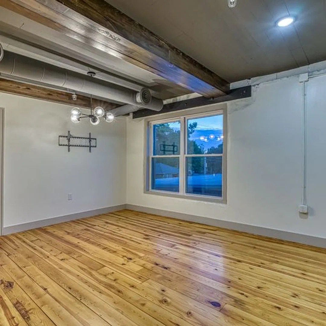 Flats 417 — Photo 3