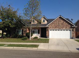 952 Sweetwater Ct, Tulare, CA 93274
