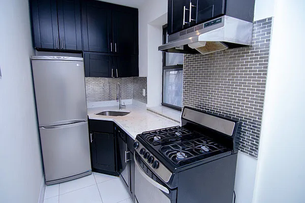 Rented by Bohemia Realty Group | media 3