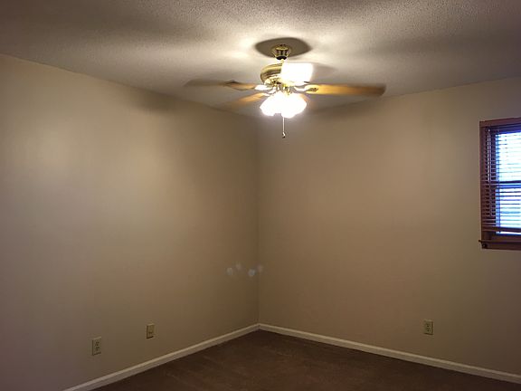 Ceiling fan in bedroom
