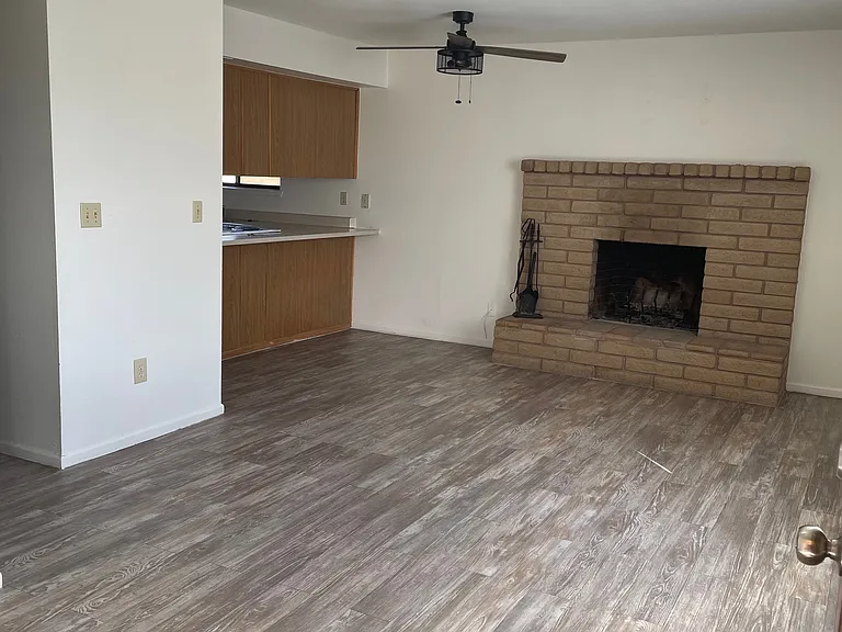 1326 Georgia Ave — Photo 3
