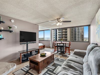 1255 Nuuanu Ave APT E2410, Honolulu, HI, 96817