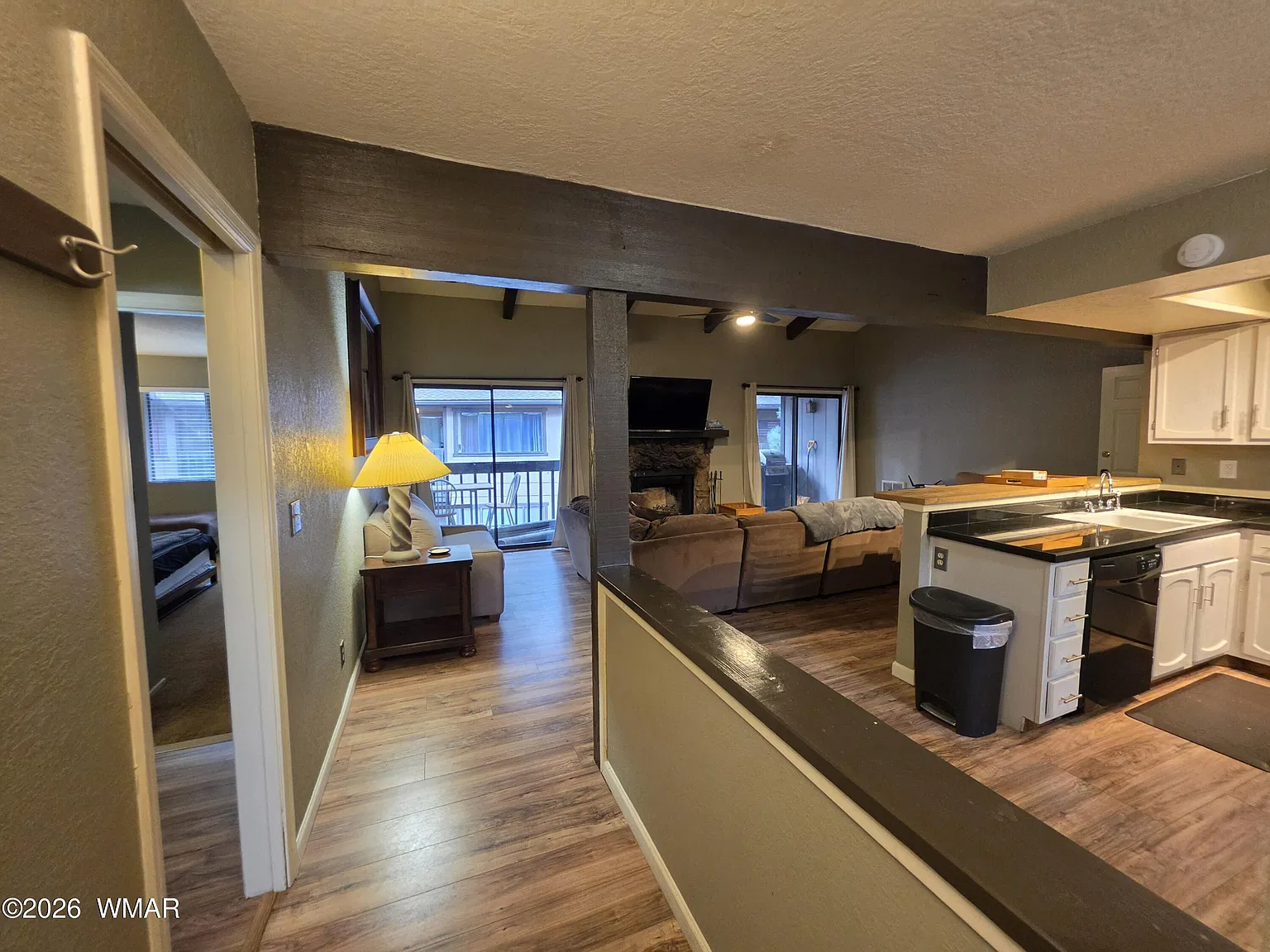 3 bed, $1,745 — Photo 2