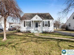 469 Birch Rd, Hellertown, PA 18055