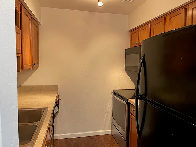 1717 Maple Rdg #45 — Photo 8
