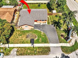4400 NW 77th Ter, Lauderhill, FL 33351